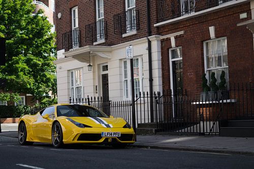 Ferrari 458 Speciale in den Straßen von London. von Joost Prins Photograhy
