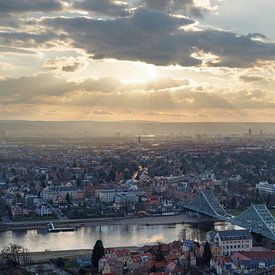 Avond uitzicht over Dresden van Ralf Lehmann