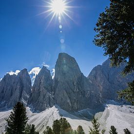 Sonne über der Geislergruppe von Martina Weidner