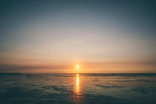 zonsondergang waddengebied nederland