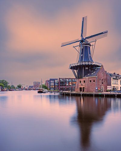 Zonsondergang bij molen de Adriaan