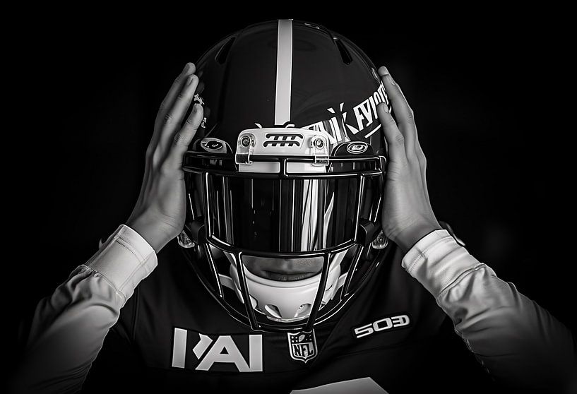 Helmbekleideter Sportler, Entschlossenheit von fernlichtsicht