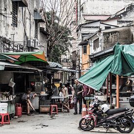 Street market in Malaysia by Aitches Photography