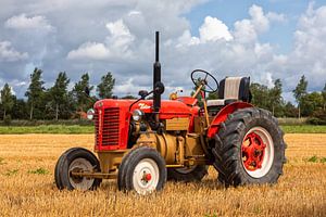 Historische tractor van Bram van Broekhoven