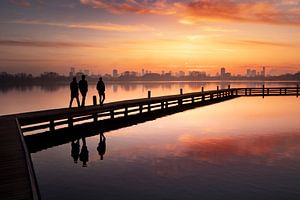 Sonnenuntergang in der Skyline von Rotterdam von Claire Droppert