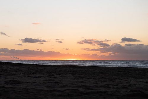 Mooie luchten Katwijk aan Zee tijdens zonsondergang