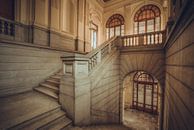 Treppe in einem verlassenen italienischen krankenhaus von Wesley Van Vijfeijken Miniaturansicht