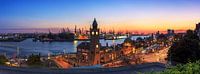 Hamburg Skyline - Landungsbrücken und Hafen Sonnenuntergang von Frank Herrmann Miniaturansicht
