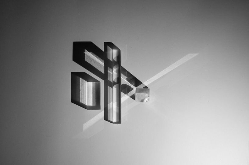 abstract black/white art by Anneloes van Dijk