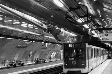 Metro in Parijs van Tom Vandenhende