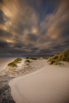 Hollandse wolken in de duinen