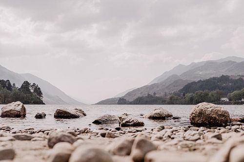 Blick auf Loch Shiel bei Glenfinnan in Schottland