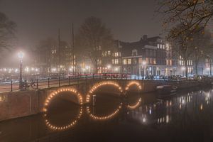 Nebel im dunklen Amsterdam - Teil 1: Brouwersgracht von Jeroen de Jongh