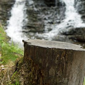 Plodda Falls is a waterfall 5 km southwest of the village of Tomich by Babetts Bildergalerie