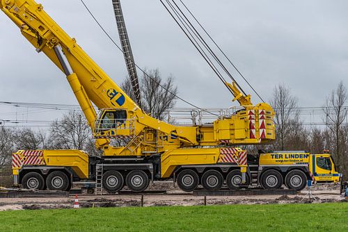 Liebherr LTM 11200 hijskraan van Ter Linden.