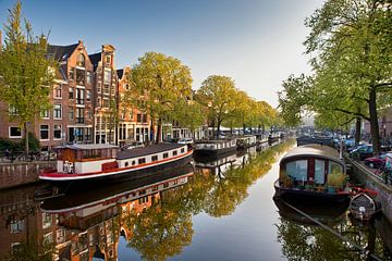 Hausboote in der Prinsengracht in Amsterdam