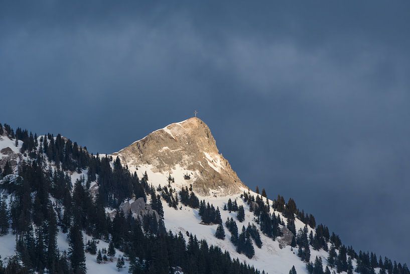 Summit in the evening light by Denis Feiner