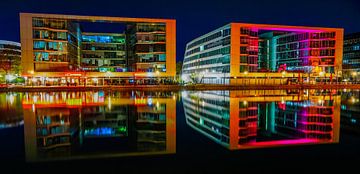 De binnenhaven van Duisburg van T.B.- Foto