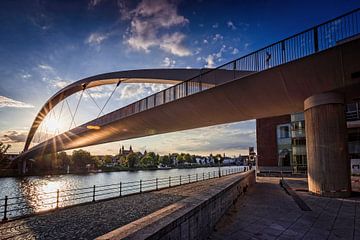 Pedestrian bridge Maastricht by Rob Boon