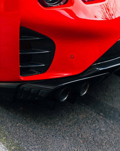 The business end of a V12 masterpiece | Ferrari 812 Superfast
