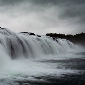 Chute d'eau en Islande sur Mylène Amoureus