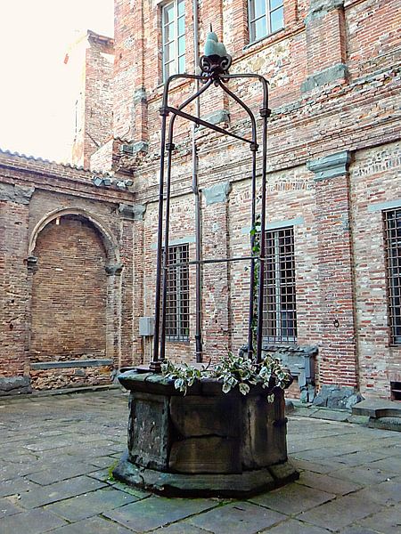The Old Well Citta della Pieve by Dorothy Berry-Lound