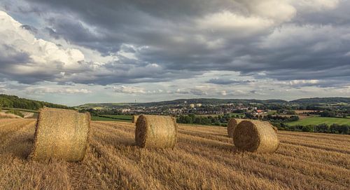 Zomeravond op de heuvels rond Vaals in Zuid-Limburg
