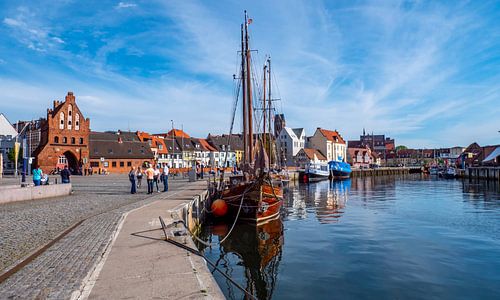Vieux port de Wismar dans le Mecklembourg-Poméranie occidentale