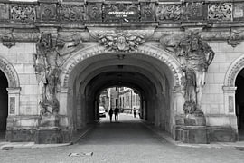 Tor in Dresden von Erik Buitenhuis