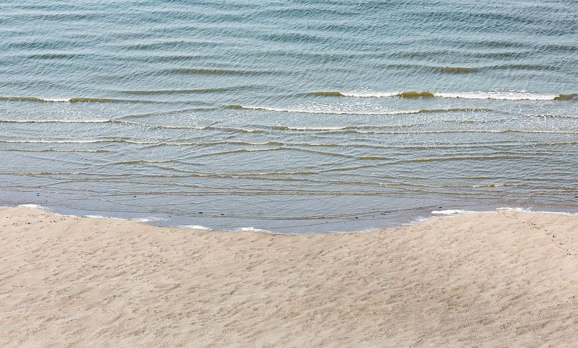 Emerging water coastline by Percy's fotografie