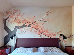 Branche de fleurs de Japandi