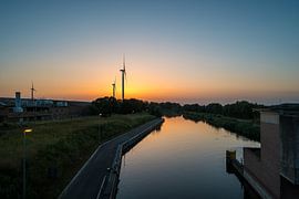 Zonsondergang: Nieuwe sluis te Zwevegem