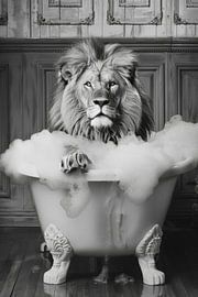Majestic lion in the bathroom - an impressive bathroom picture for your WC by Poster Art Shop