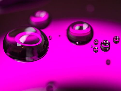 Kunstdruppels met kleur