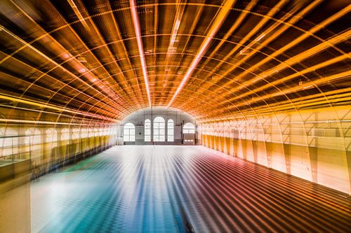 Koepelhal Spoorzone Tilburg (Regenbogenbearbeitung)