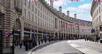 Regent Street, Piccadilly Circus, Londen, Verenigd Koninkrijk van Roger VDB thumbnail