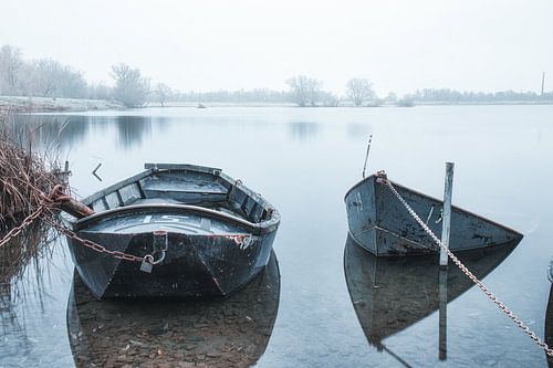 Cold morning by the water