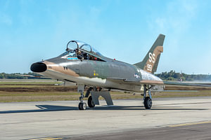 Eine wunderschöne North American TF-100F Super Sabre.