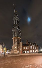 Munt toren van Amsterdam bij nacht von Paul Tolen