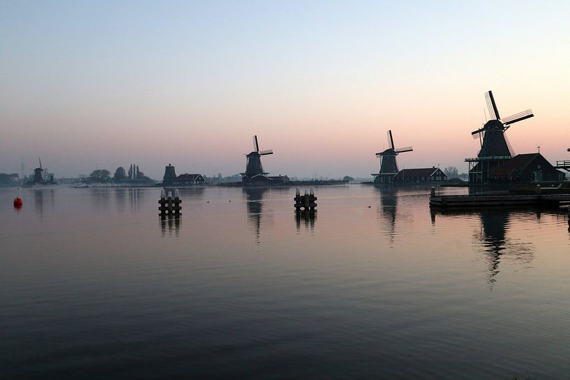 Mills Zaanse ramp by Jan Albada
