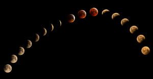 Lune de sang, éclipse lunaire sur Inge van den Brande