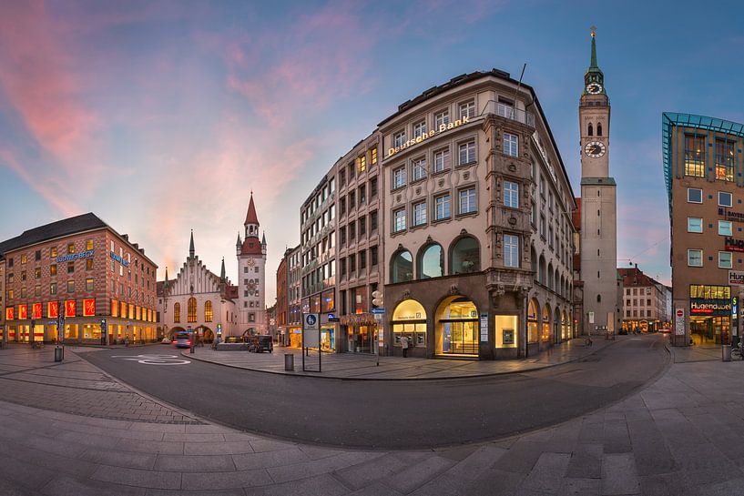 Munich by Hello Pompoyo