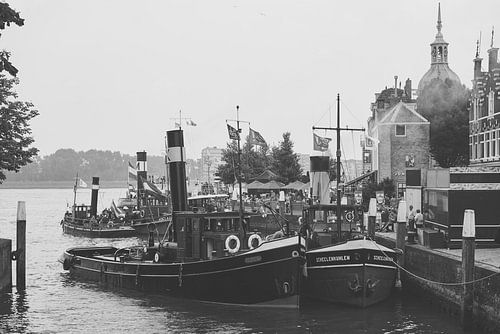 Kijkje in de historische haven van Dordrecht tijdens 'Dordt in Stoom 2018'.