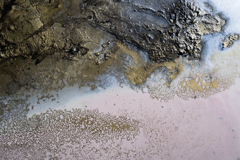 Sunglow by Petra Meikle de Vlas