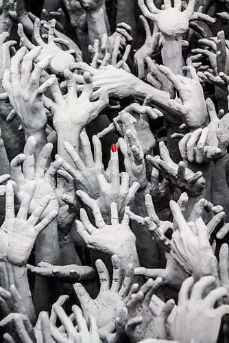 Die Hände der Verzweiflung - Weißer Tempel, Chiang Rai