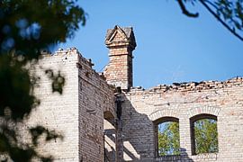 Demolition of the storage building of the complex Böllberger Mühle in Halle