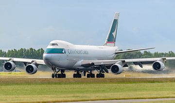 Cathay Pacific Cargo Boeing 747-400 Frachtflugzeug. von Jaap van den Berg