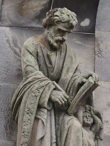 Standbeeld buitenzijde Rosslyn Chappel