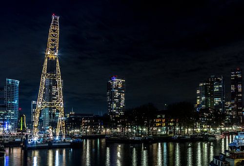 Rotterdam Leuvehaven bij nacht