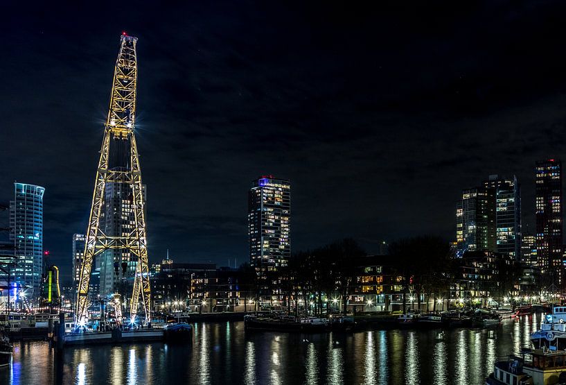 Rotterdam Leuvehaven bij nacht van Marcel Runhart